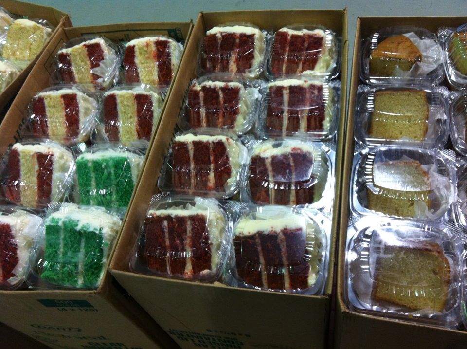 Cake Man Raven Restaurant in Brooklyn / Official Menus & Photos