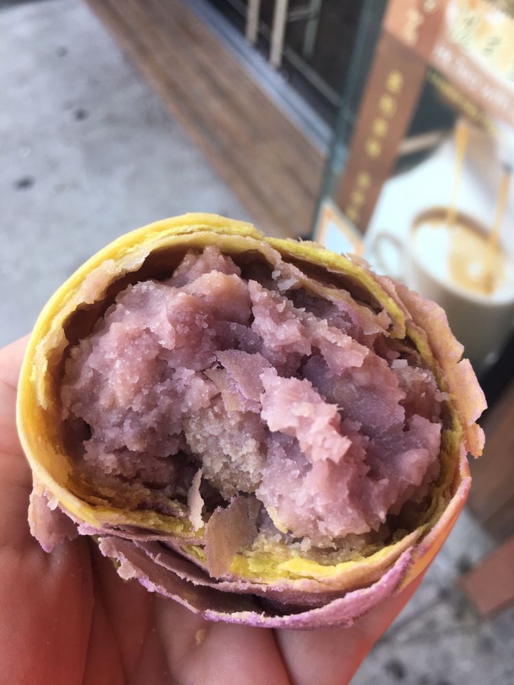 Lily Bloom Bakery Restaurant in Brooklyn / Official Menus & Photos