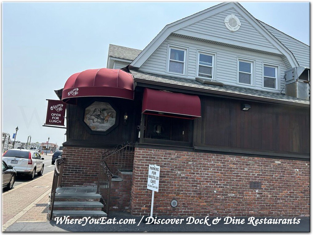 Nautilus Cafe